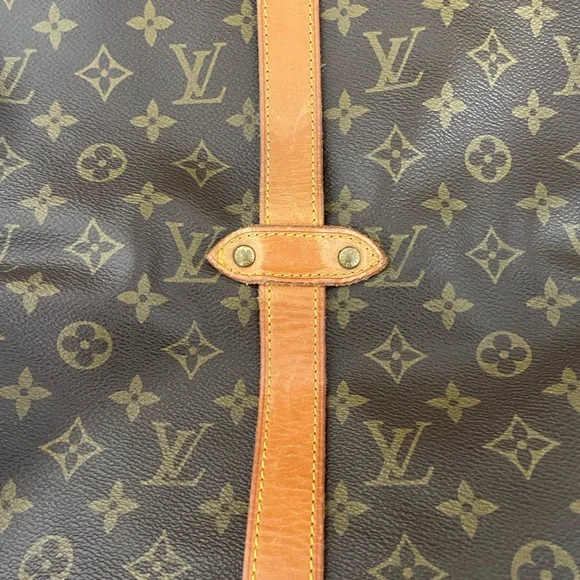 🌟🌟HOST PICK🌟🌟Absolutely Stunning Louis Vuitton Saddle Bag Purse - Picture 11 of 17